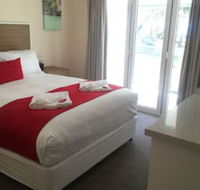 Huskisson Beach BB - Perths Hotel