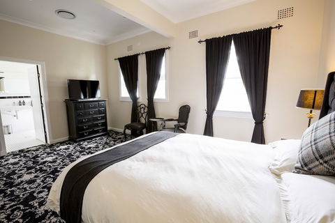 The Commercial Boutique Hotel - Perths Hotel 0