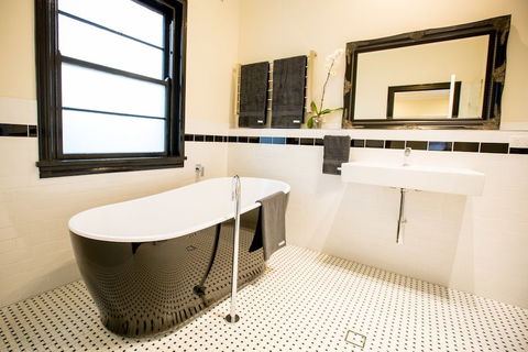 The Commercial Boutique Hotel - Perths Hotel 5