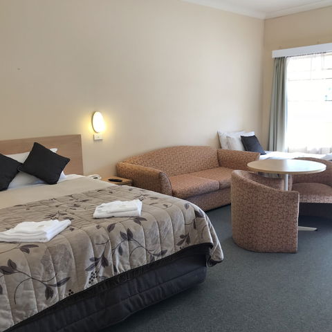 Country Gardens Motor Inn - Perths Hotel 6