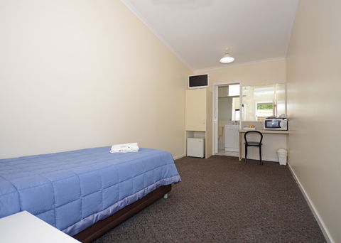 Ned Kelly's Motel - Perths Hotel 3