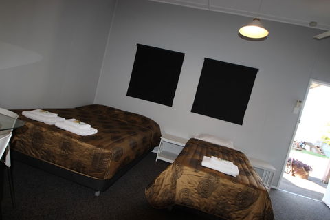 Ned Kelly's Motel - Perths Hotel 5