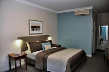 Pastoral Hotel Motel - Perths Hotel 3