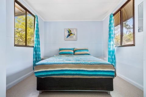 AAOK Lakes Resort & Caravan Park - Perths Hotel 1