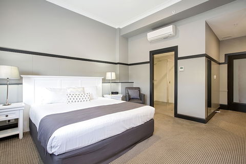 CH Boutique Hotel - Perths Hotel 2