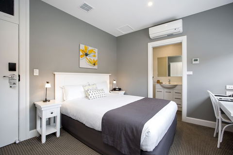 CH Boutique Hotel - Perths Hotel 1