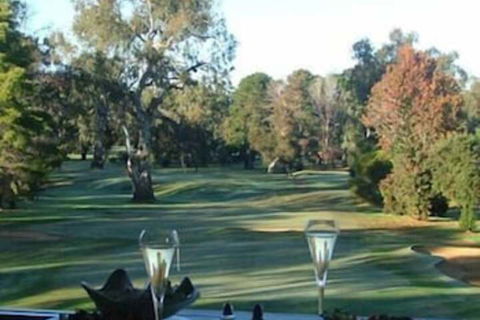 Corowa Golf Club Motel - Perths Hotel 4