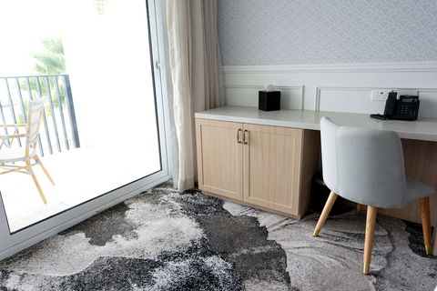 The Beachcomber Hotel & Resort, Ascend Hotel Collection - Perths Hotel 4