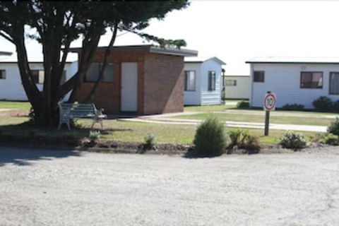 Bay View Holiday Village - Perths Hotel 2