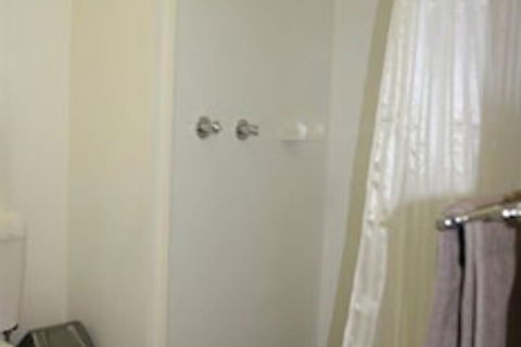 Bay View Holiday Village - Perths Hotel 5