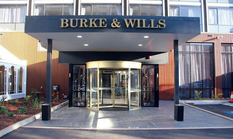 Burke And Wills Hotel - Perths Hotel 2
