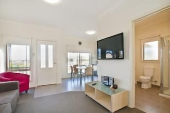 Werribee Short Stay Villas & Accommodation - Perths Hotel 4