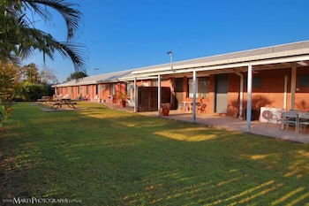 Morayfield Tavern & Motel - Perths Hotel 0