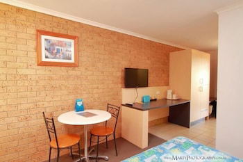 Morayfield Tavern & Motel - Perths Hotel 3