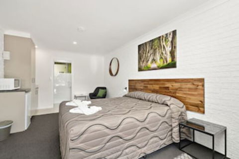 Beachmere Palms Motel - Perths Hotel 0
