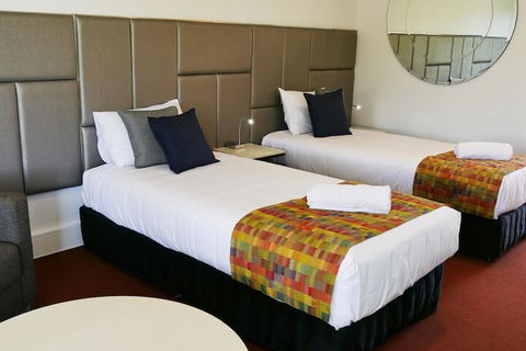 Country Capital Motel - Perths Hotel 5