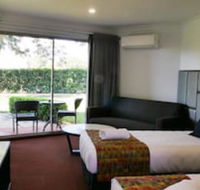 Country Capital Motel - Perths Hotel