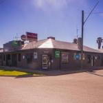 Lake Mulwala Hotel Motel - Perths Hotel 0