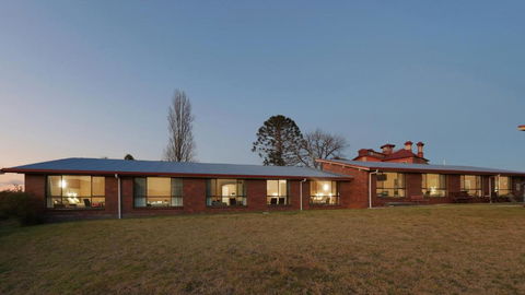 Tenterfield Motor Inn - Perths Hotel 3
