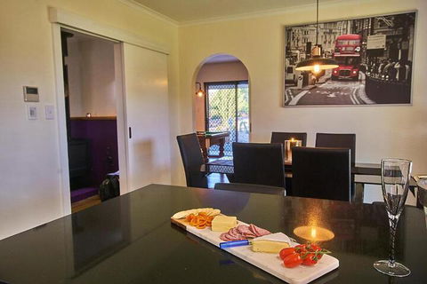 Barossa Elegance - Perths Hotel 3