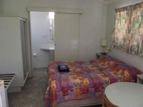 Biloela Caravan & Tourist Park - Perths Hotel 4