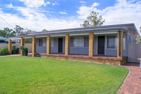 Fossickers Cottages - Perths Hotel 3