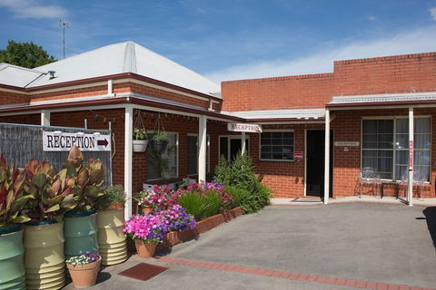 Yackandandah Motor Inn - Perths Hotel 0