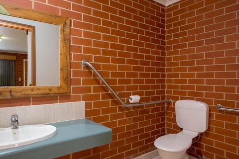 Yackandandah Motor Inn - Perths Hotel 3