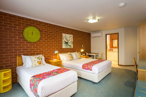 Yackandandah Motor Inn - Perths Hotel 5