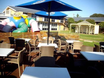 Christies Beach Hotel - Perths Hotel 3