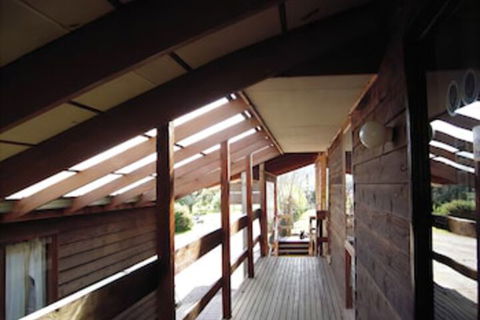 Merrijig Lodge - Perths Hotel 2