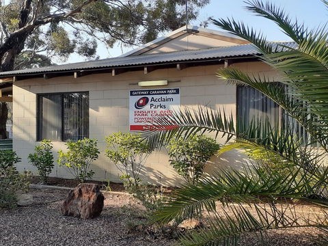 Acclaim Gateway Caravan Park - Perths Hotel 1