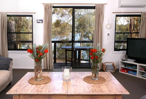 Refuge Cove On Pittwater - Perths Hotel 3