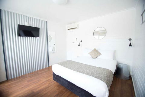 Siesta Central Apartments - Perths Hotel 7