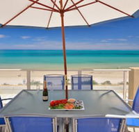 Adelaide Luxury Beach House - Perths Hotel