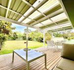 Hayes Beach House Jervis Bay Pet Friendly Award Winner Fireplace - Perths Hotel