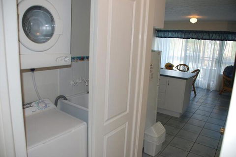 Jade Waters Holiday Apartments - Perths Hotel 2