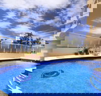 Beaches International - Perths Hotel