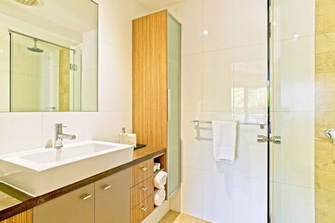Central Avenue Apartments - Perths Hotel 7