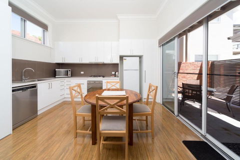 Waterstreet Apartment - Perths Hotel 4