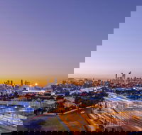 Oaks Brisbane Woolloongabba Suites - Perths Hotel