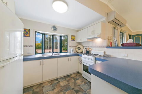 Hillside Country Retreat - Perths Hotel 4