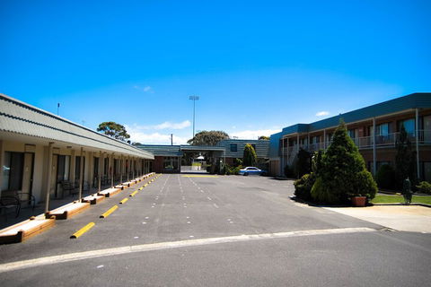 Sunrise Devonport - Perths Hotel 1