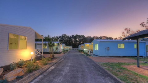 Bays Holiday Park - Perths Hotel 0