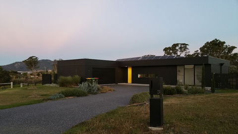 Zebula Gloucester - Perths Hotel 0