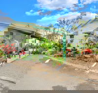 BIG4 Cane Village Holiday Park - Perths Hotel