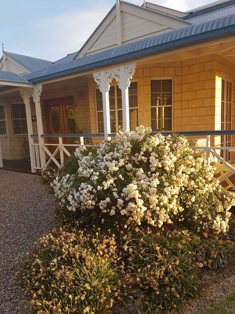Grovely House Bed & Breakfast - Perths Hotel 0