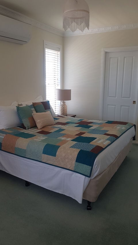 Grovely House Bed & Breakfast - Perths Hotel 6