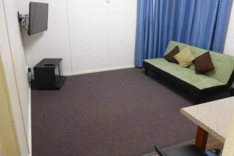 Holiday House Clermont - Perths Hotel 2