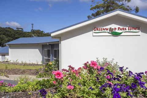 Greenwood Park Estate - Perths Hotel 1
